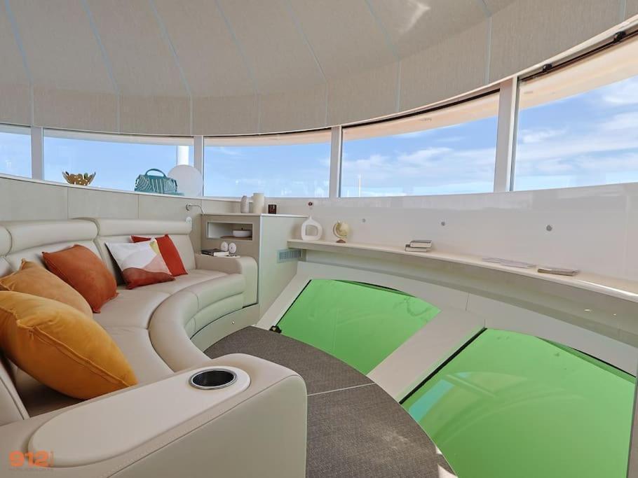 Anthenea Suite Hoteliere Flottante Perros-Guirec Exterior photo