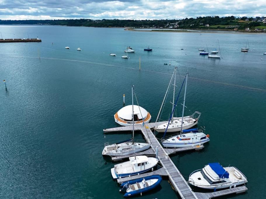 Anthenea Suite Hoteliere Flottante Perros-Guirec Exterior photo