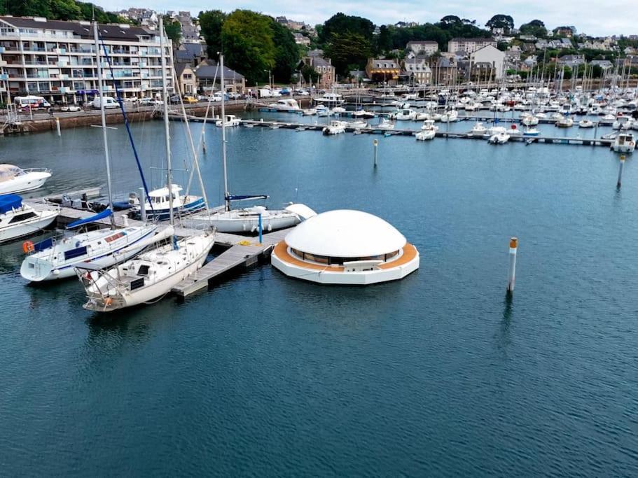Anthenea Suite Hoteliere Flottante Perros-Guirec Exterior photo